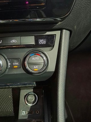 SKODA SUPERB III 2.0 TDI 150