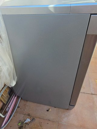 Lavavajillas Valberg 45cm Pierde un poco de agua