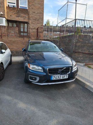 Volvo XC70 2010