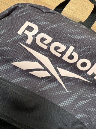 Mochila Reebok Negra Estampada