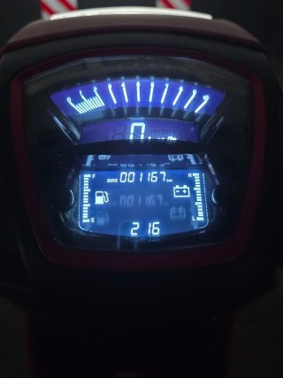 Moto Mitt 50cc Scooter Negra y Roja