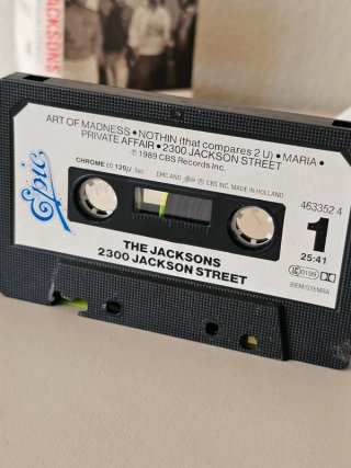 The Jacksons – 2300 Jackson Street – MC K7 1989