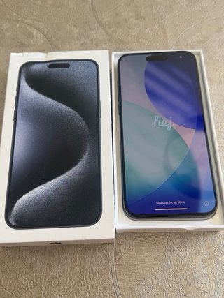 iPhone 15 Pro Max 256GB Titanio Azul con su caja