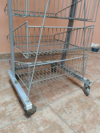 Estantería expositora industrial