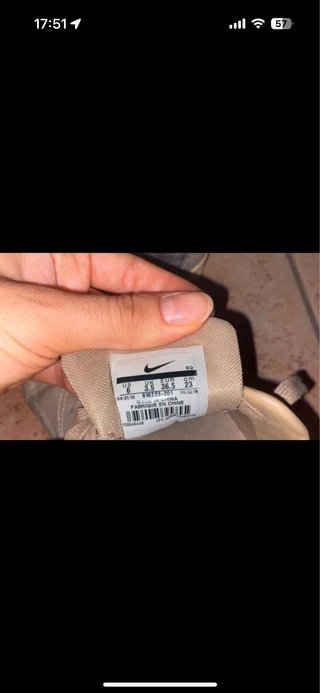 Nike scarpe da ginnastica beige/verde oliva