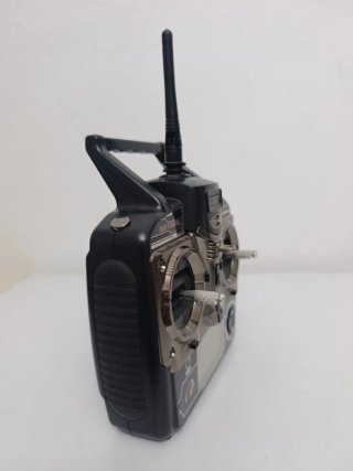Mando WLtoys 2.4 GHz RC