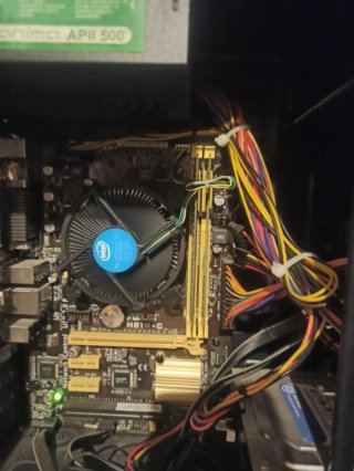 PC Asus Pentium 3220 4GB RAM