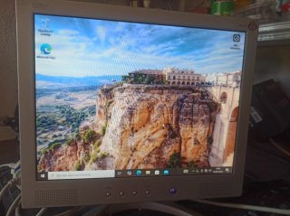 PC Asus Pentium 3220 4GB RAM