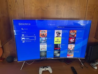 PS4 Slim 12.52 + 15 juegos + 3 mandos
