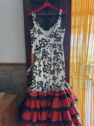 Traje de flamenca talla 44