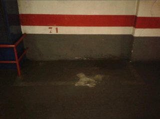 Plaza Parking moto barrio Gracia