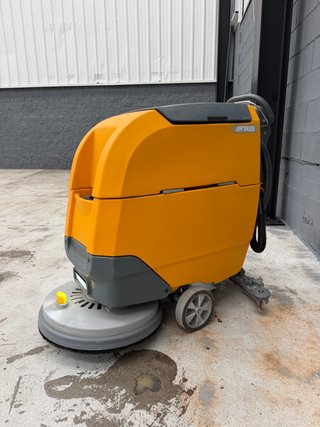 Fregadora eléctrica MB AR-S5D con tracción, nueva