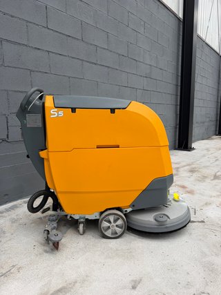 Fregadora eléctrica MB AR-S5D con tracción, nueva