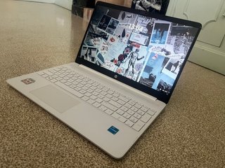 Portátil HP – Intel Core i3 11ª generación – 8 GB
