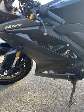 Yamaha R125 Negra