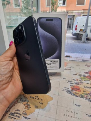 iPhone 15 Pro 1TB Nero Titanio