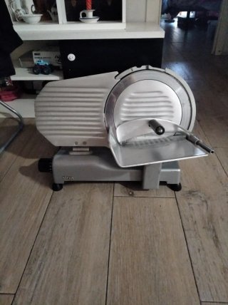 Cortadora de fiambre profesional