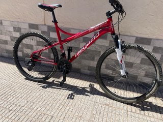 Bicicleta Megamo Roja