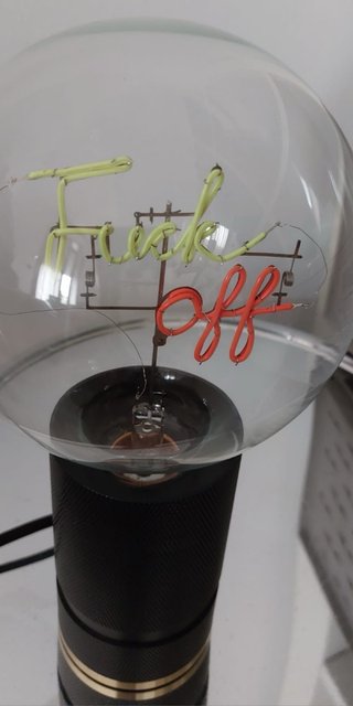 Lampada Neon Fuck Off Brand MITB by Elements Light