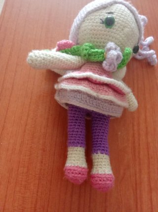 Muñeca Amigurumi Crochet Hecha a Mano