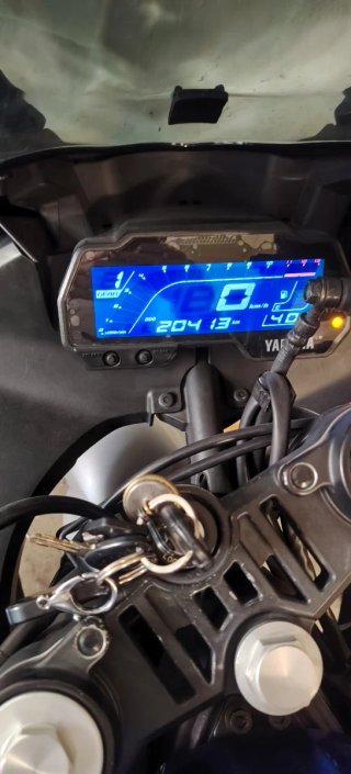 Yamaha YZF 125 R Azul y Blanca