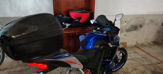 Yamaha YZF 125 R Azul y Blanca