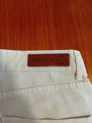 Pantalón corto Zara hombre beige