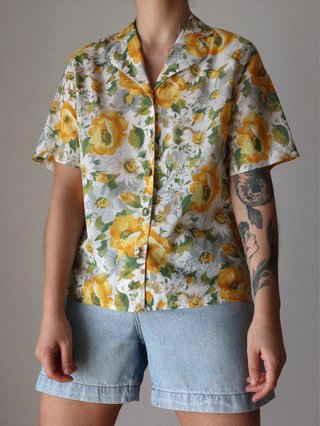 Vintage | Delicada camisa cottagecore, em algodão