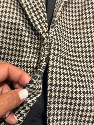 Traje de falda y chaqueta a cuadros