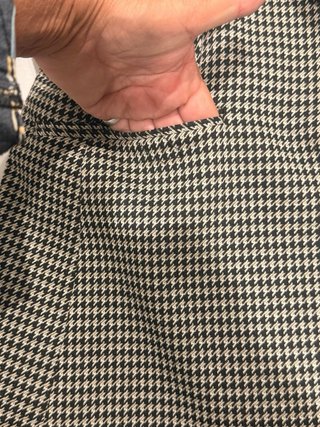 Traje de falda y chaqueta a cuadros