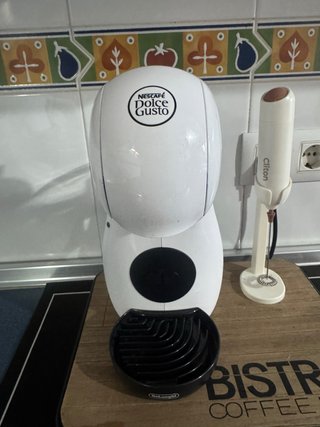 Cafetera Nescafé Dolce Gusto Blanca