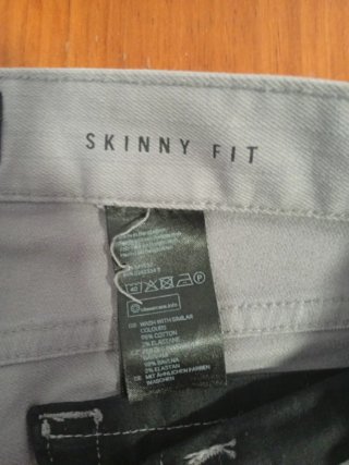 Pantalón H&M Gris