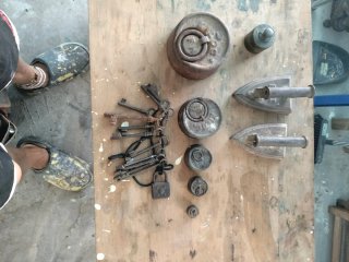 Antigüedades Hierro Forjado y Pesas