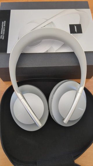 Auriculares Bose NC 700