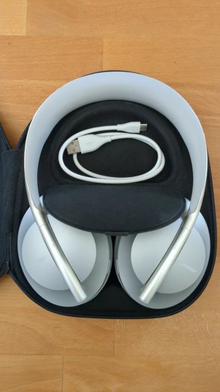 Auriculares Bose NC 700
