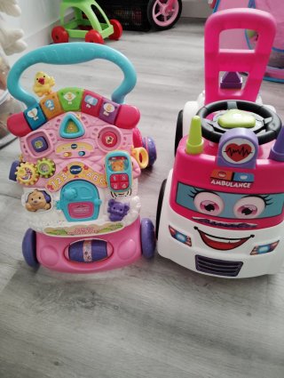 Correpasillos VTech Andandín + Ambulancia