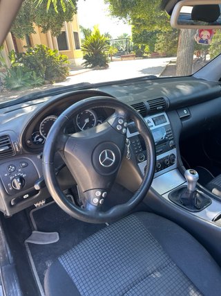 Mercedes-Benz Clase C 2006