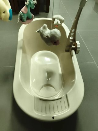 Bañera bebé + móvil musical