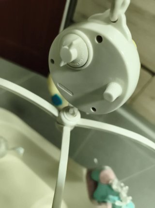 Bañera bebé + móvil musical