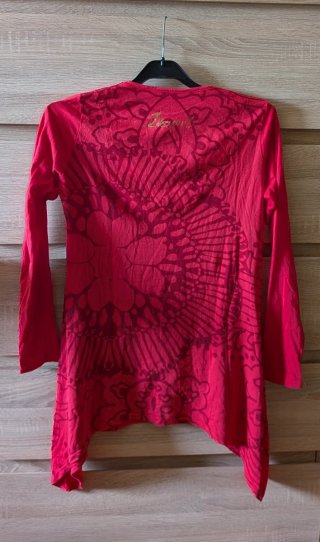 Camiseta Desigual Roja Asimétrica Talla M