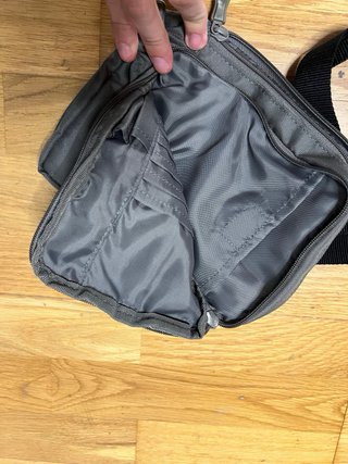 Bandolera Adidas gris y naranja