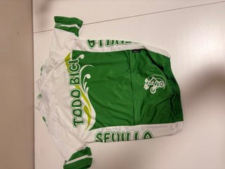 Conjunto Maillot y Culotte Ciclismo Sky Talla S