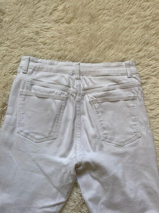 Jeans bianchi strappati Manfinity