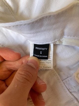 Jeans bianchi strappati Manfinity
