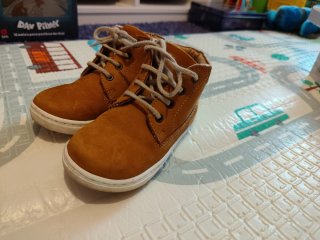 Botas Camel OTS Talla 24