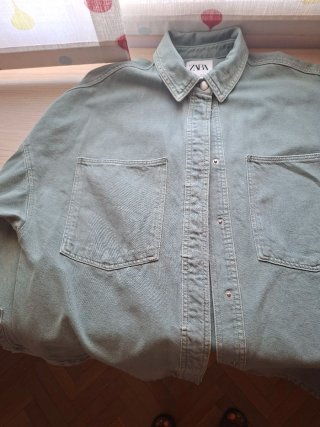 Chaqueta Zara verde
