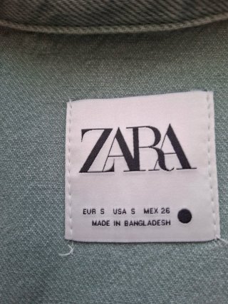 Chaqueta Zara verde