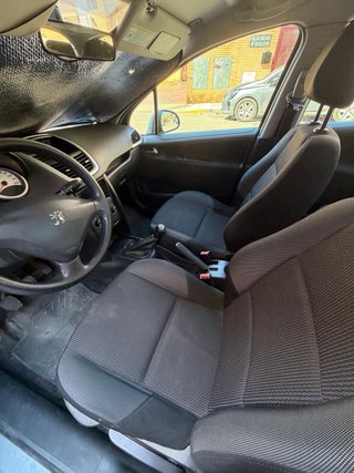 Peugeot 207 2009