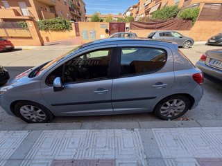 Peugeot 207 2009