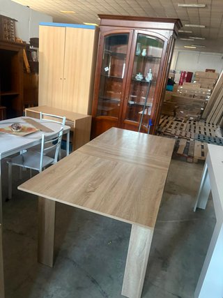 Mesa Comedor Extensible Blanca y Cambria
